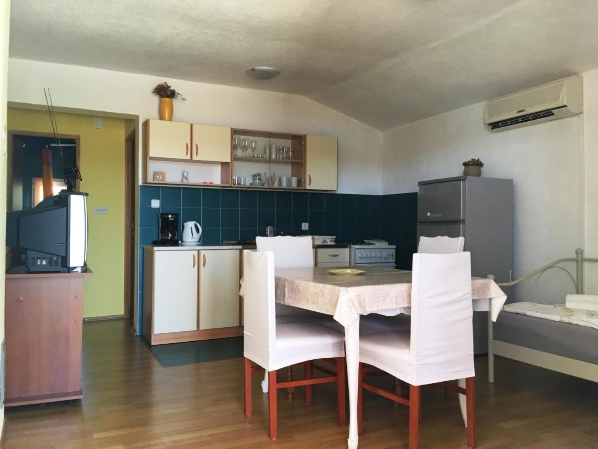 Apartments 4M Gornji Karin Εξωτερικό φωτογραφία